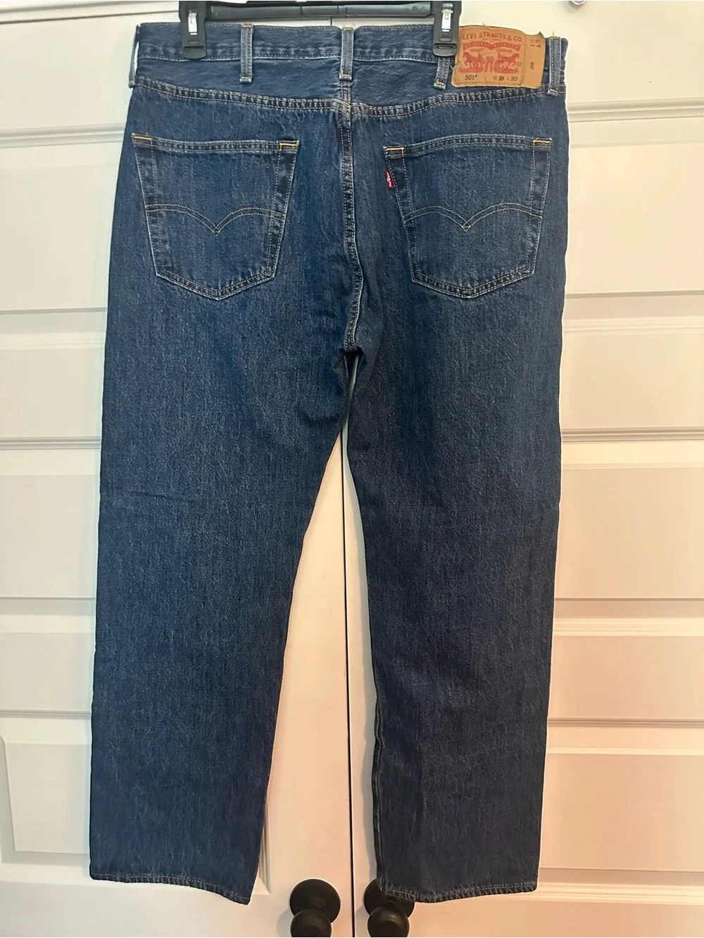 Levi’s 501 Classic Men's Jeans in Dark Blue w/ Button Fly - 38/30